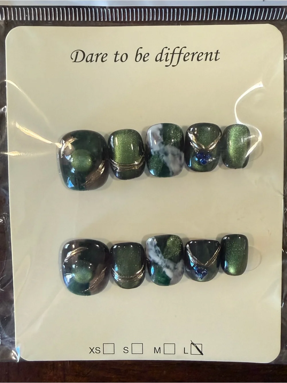 Press-On Nails, 6 Sets